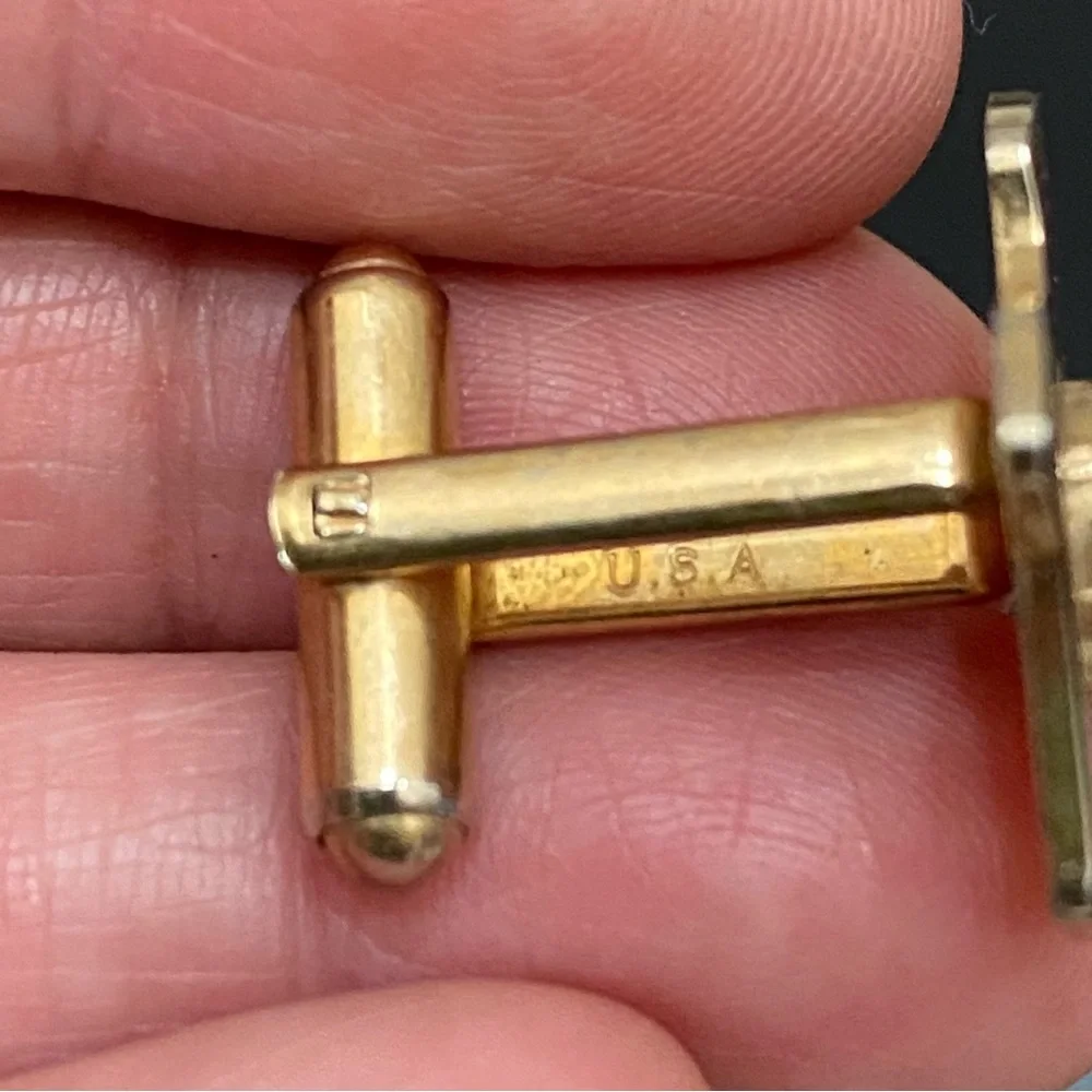 Vintage HAYWARD USA Lions Club International Gold-tone Cufflinks